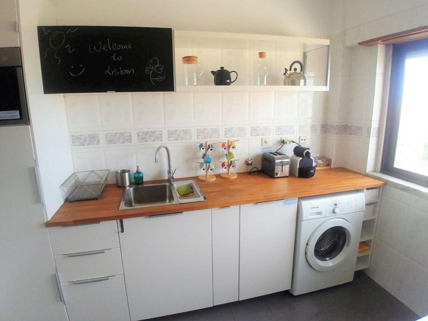 Lejlighed Be Local - With 3 Bedroom Near Oriente Station In *